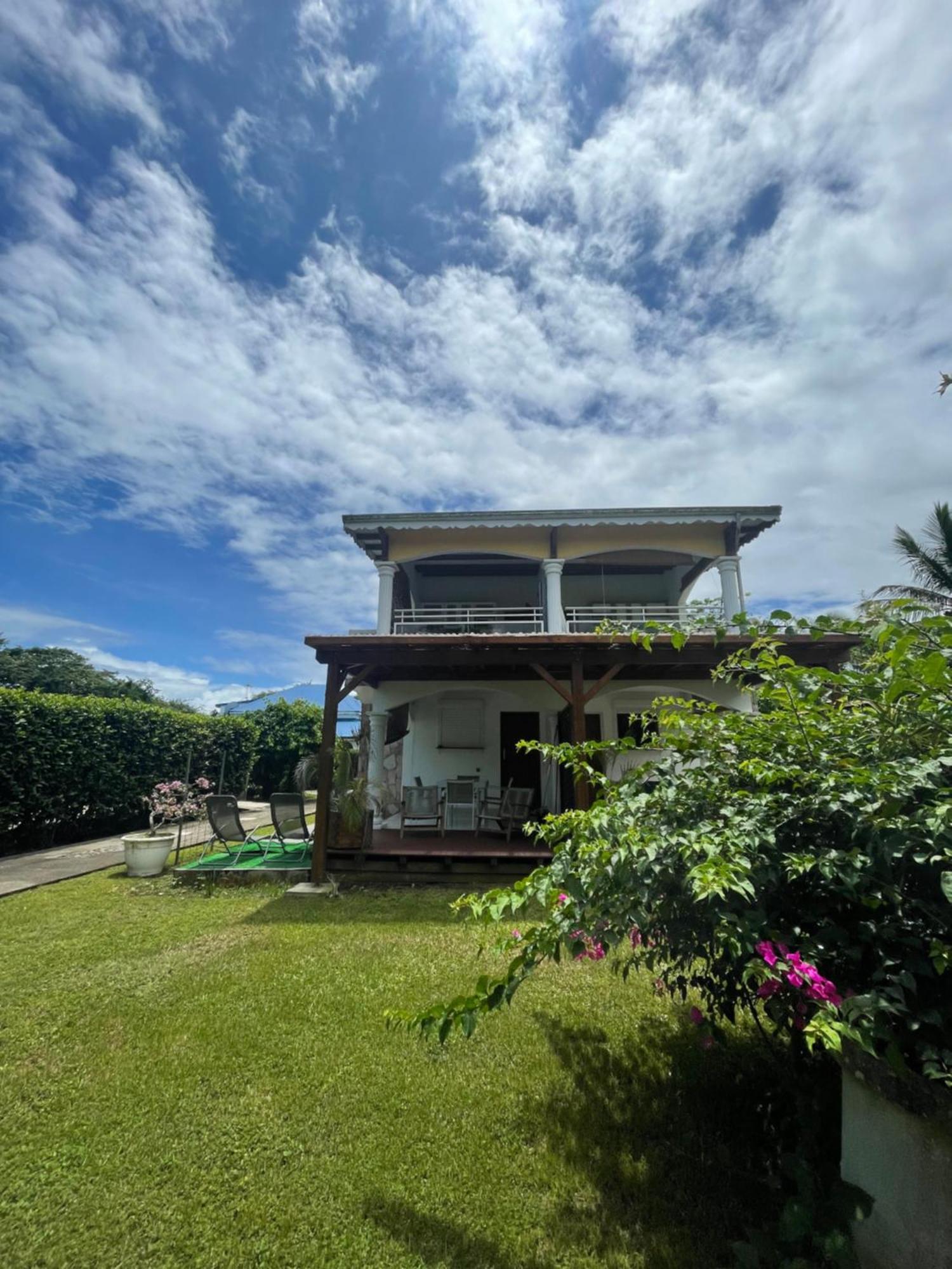 Appartement Coeur De Papillon Baie-Mahault Exterior photo